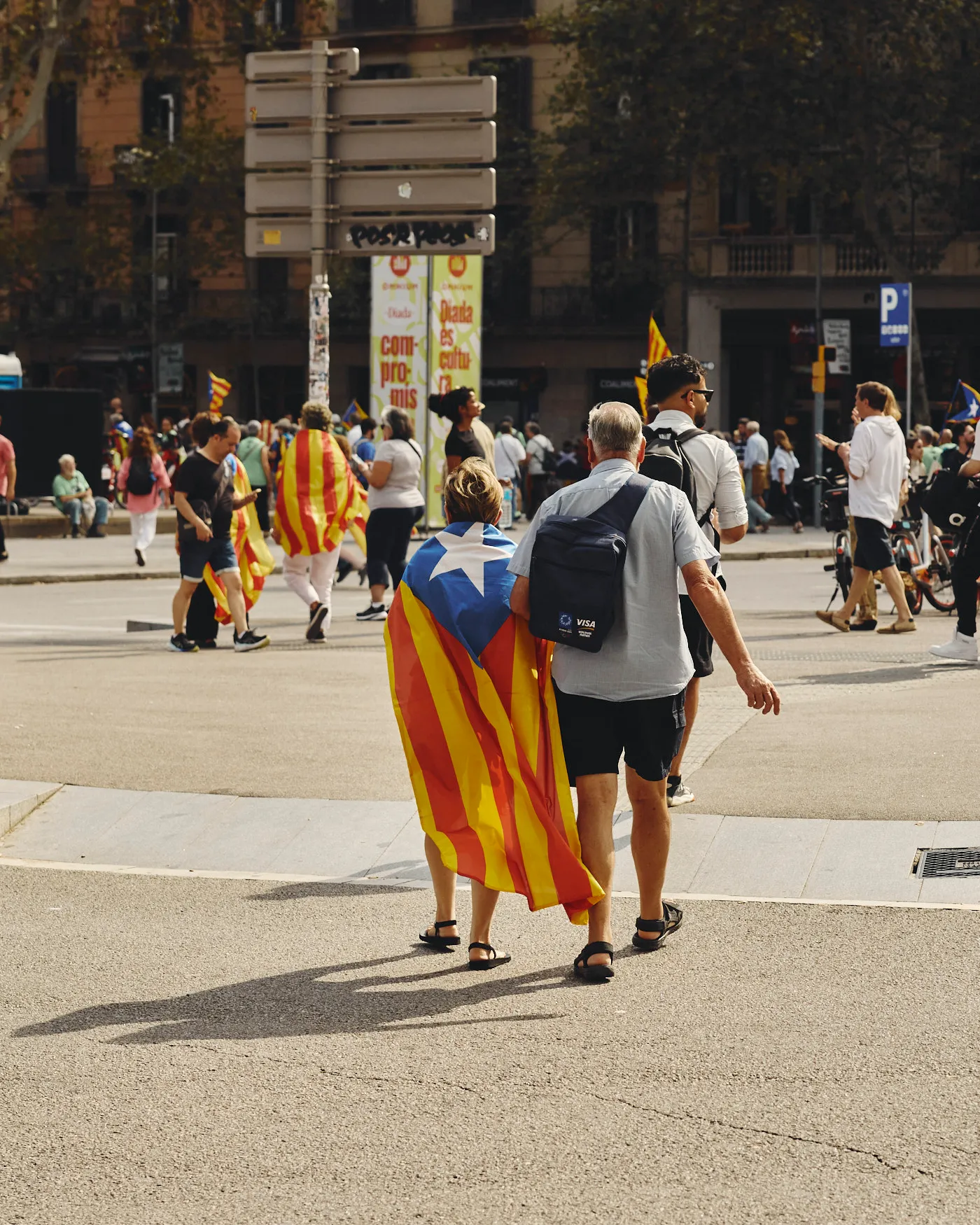 Catalan flag crowd diada barcelona
