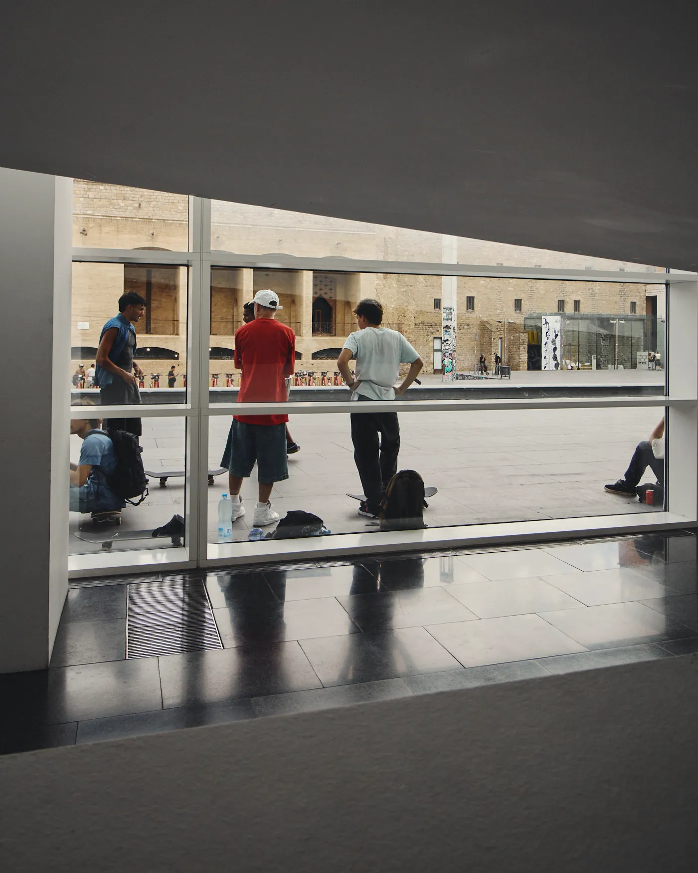 Macba window view skaters